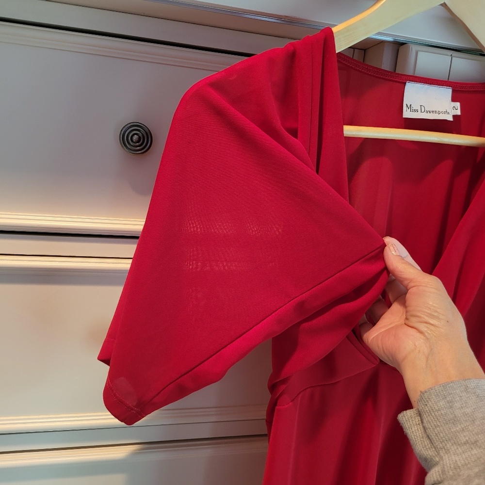 Miss Davenport 100% silk dress Womens size 2 red - Picture 7 of 7
